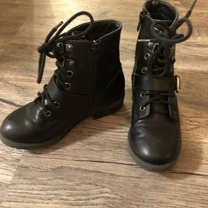 Toddler girl combat boot